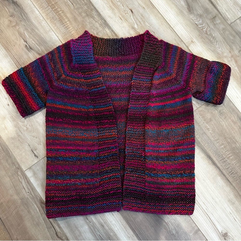 Hand knit Fall Winter Berry Knit Cardigan Short Sleeve Sweater Small